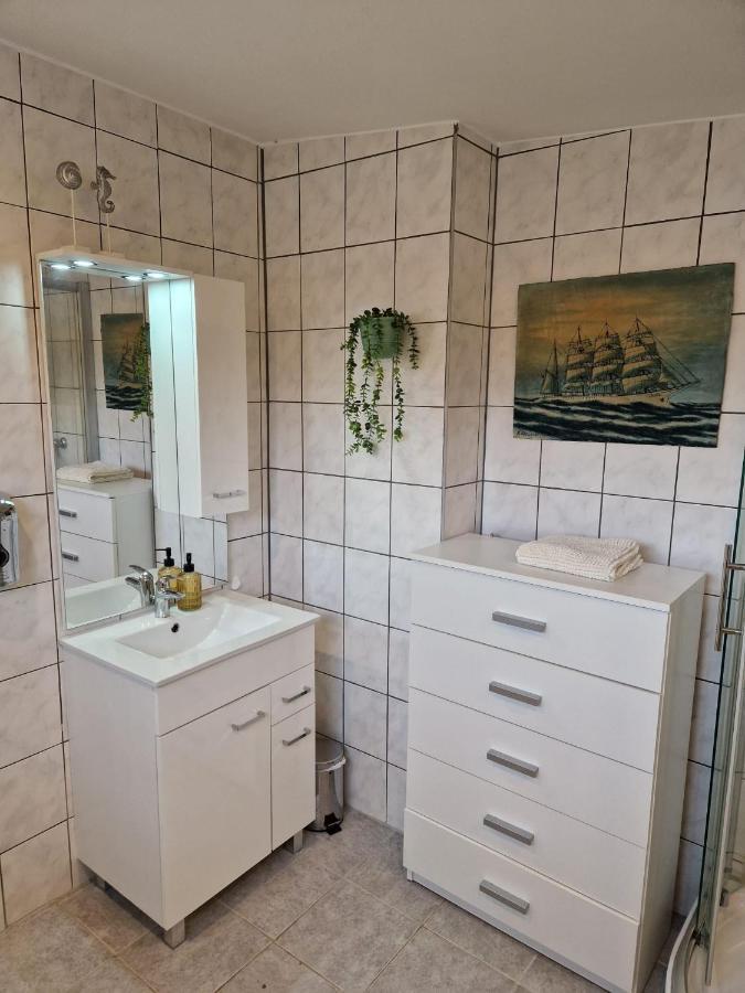 Апартаменты Haus Regine Рендсбург Экстерьер фото
